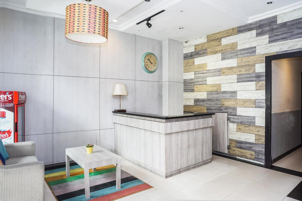 Oyo 119 Belvena Hotel Jakarta Buitenkant foto