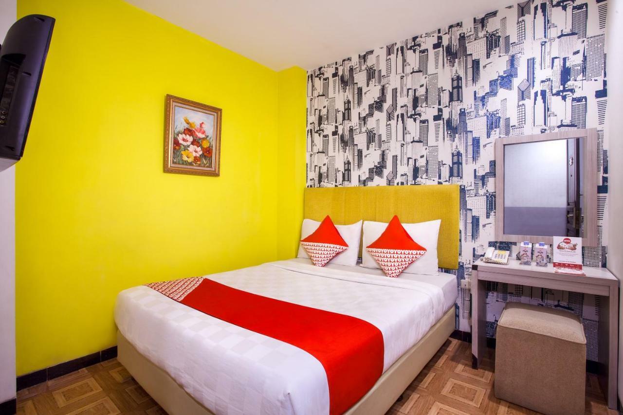 Oyo 119 Belvena Hotel Jakarta Buitenkant foto