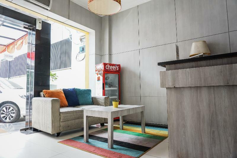 Oyo 119 Belvena Hotel Jakarta Buitenkant foto
